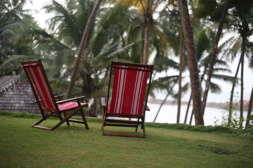 Chera Rocks Beach House Hotel Thottada Luaran gambar
